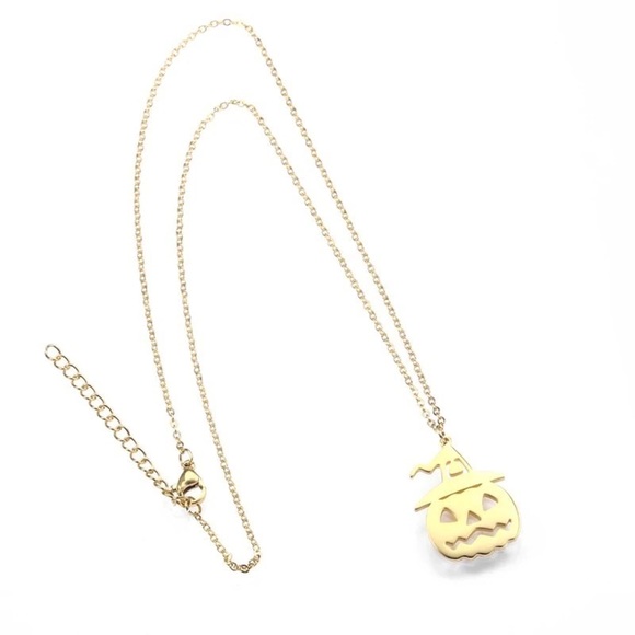 18K Gold Vacuum Plated pumpkin 🎃 necklace - Picture 4 of 5